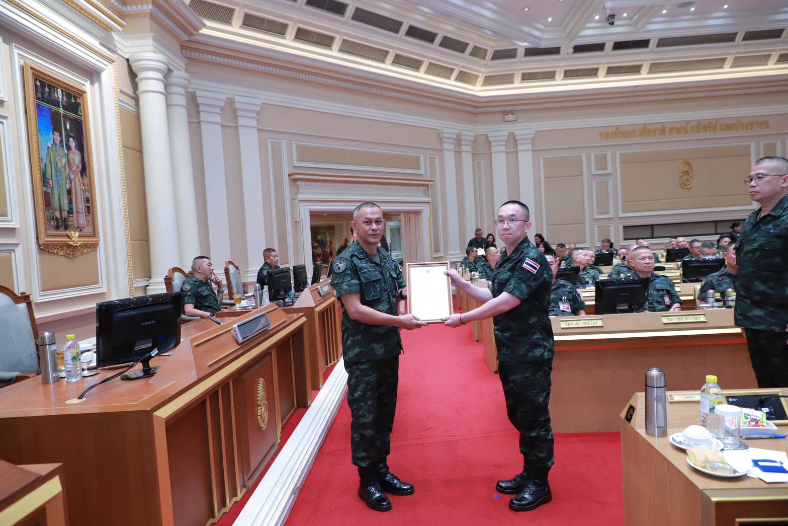 กองทัพบก มอบใบประกาศชมเชย รางวัลเลิศรัฐ ผลงาน “โรงพยาบาลทหารห้าดาว บริการราวกับเอกชน”